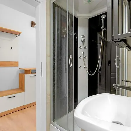 Glow With Balcony * Bratislava