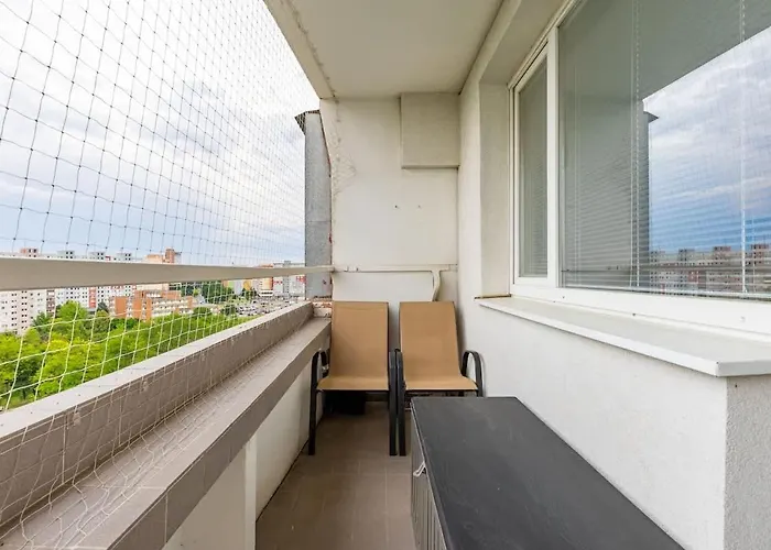 Glow With Balcony Appartement Bratislava