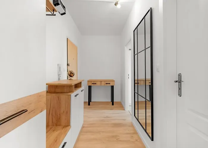 Apartament Glow With Balcony