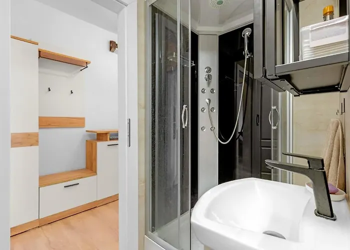 Glow With Balcony * Bratislava