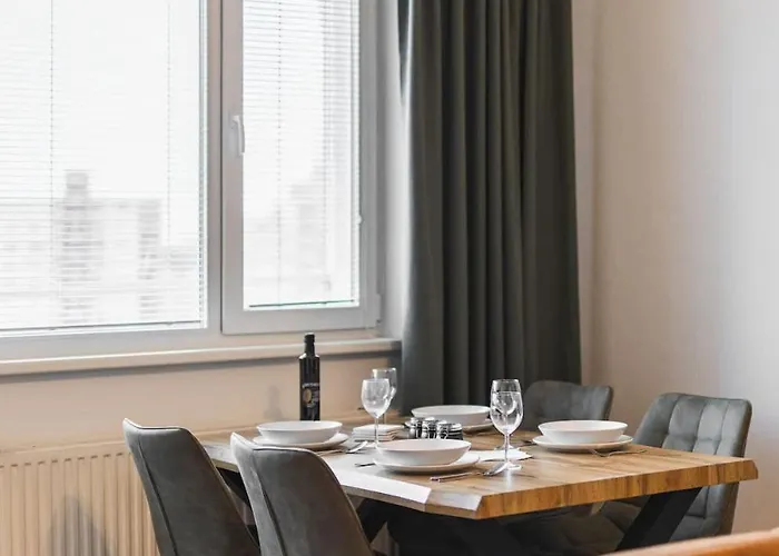 Glow With Balcony Daire